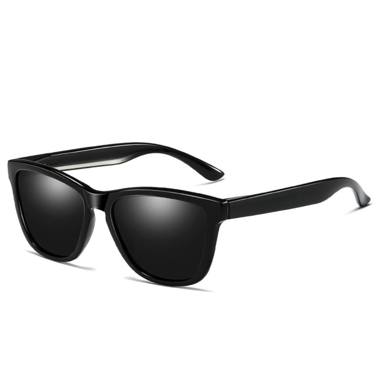 Unisex Retro Fashion Plastic Frame UV400 Polarized Sunglasses (Black + Grey) - Sunglasses by buy2fix | Online Shopping UK | buy2fix